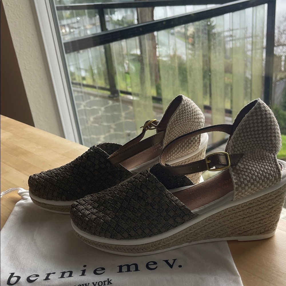 Cute, brand new shoes!